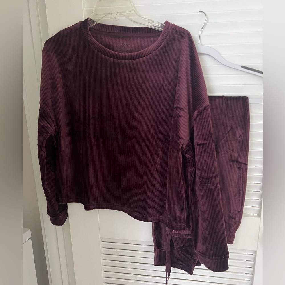 Primark purple velvet velour set